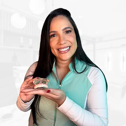 Dra. Tayane, dentista da Vem Sorrir Odontologia em Anchieta