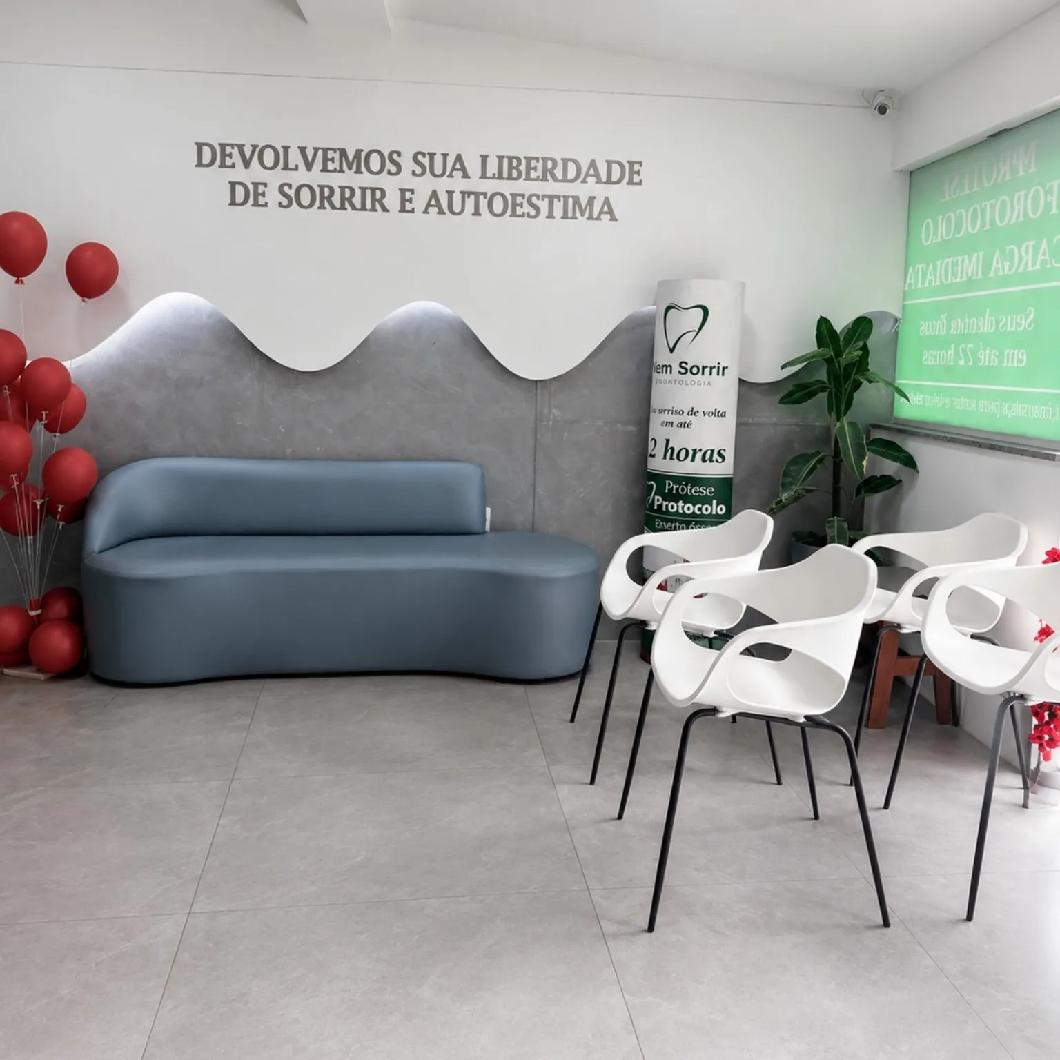 Recepção e sala de espera da Vem Sorrir